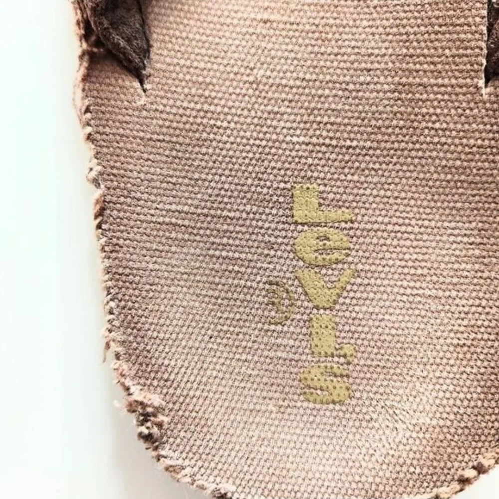 Levi's Faded Brown Distressed Canvas Flip Flops Men's Size 9